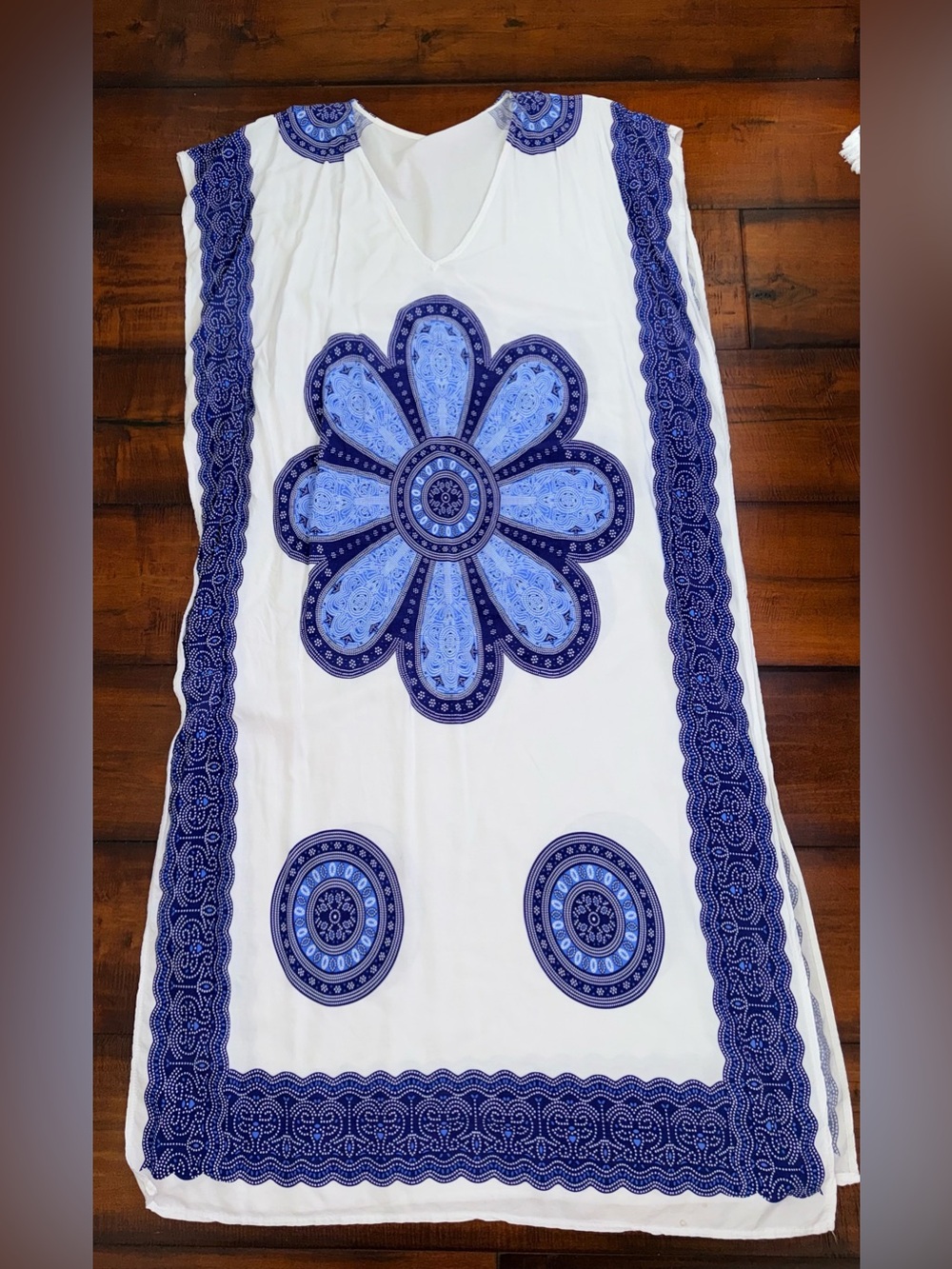 White Kaftan with Blue Floral Medallion